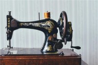 梦见缝衣机 缝纫机